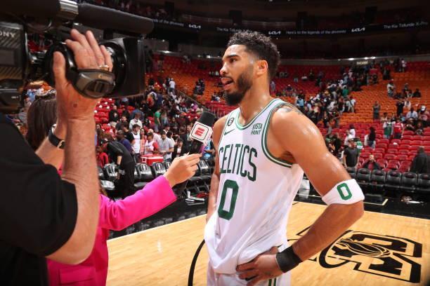 给湖人的内 给湖人的内