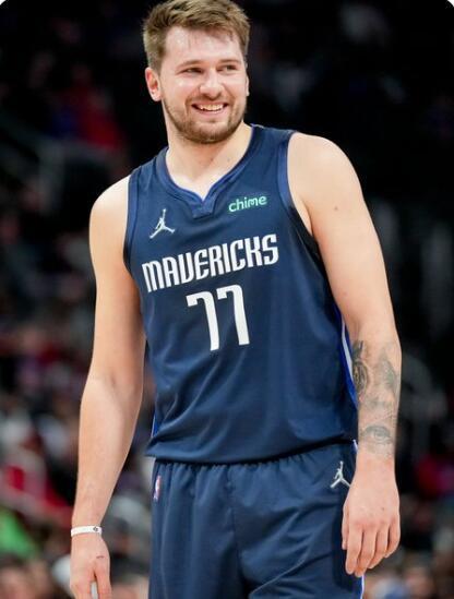 还是比赛中 还是比赛中