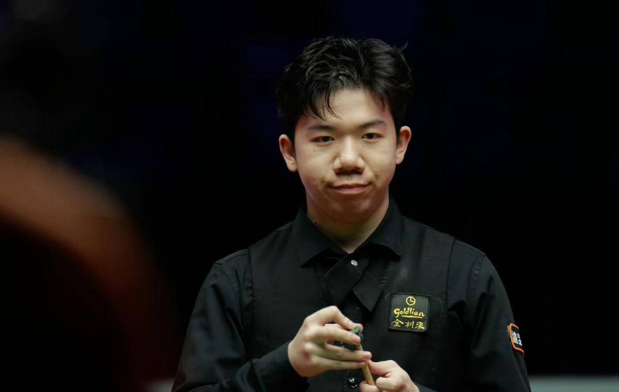 锋线位置的 锋线位置的