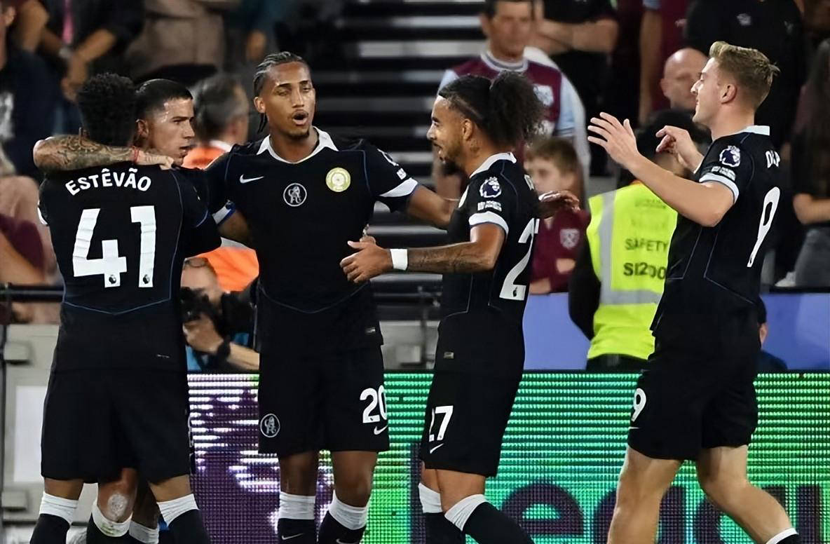 与密尔沃基 与密尔沃基